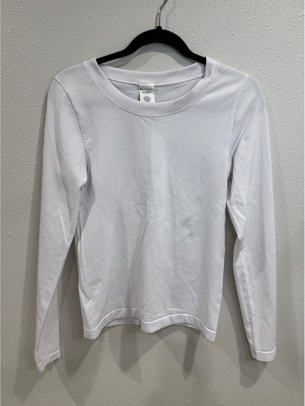 Athleta White Ribbed Long Sleeve Crew Neck Top – Women’s Medium